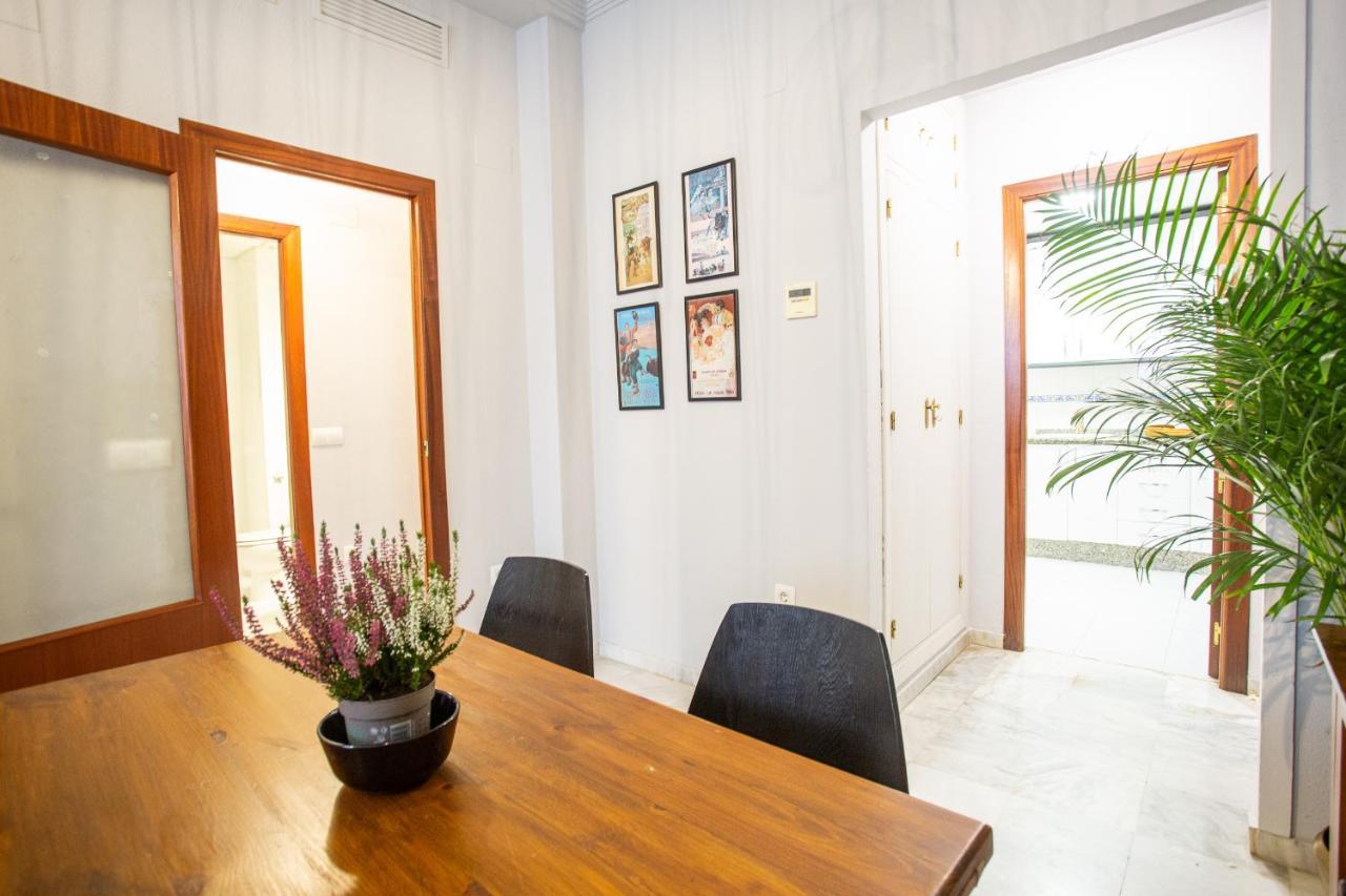 Wish Suite Torres De Sevilla Εξωτερικό φωτογραφία