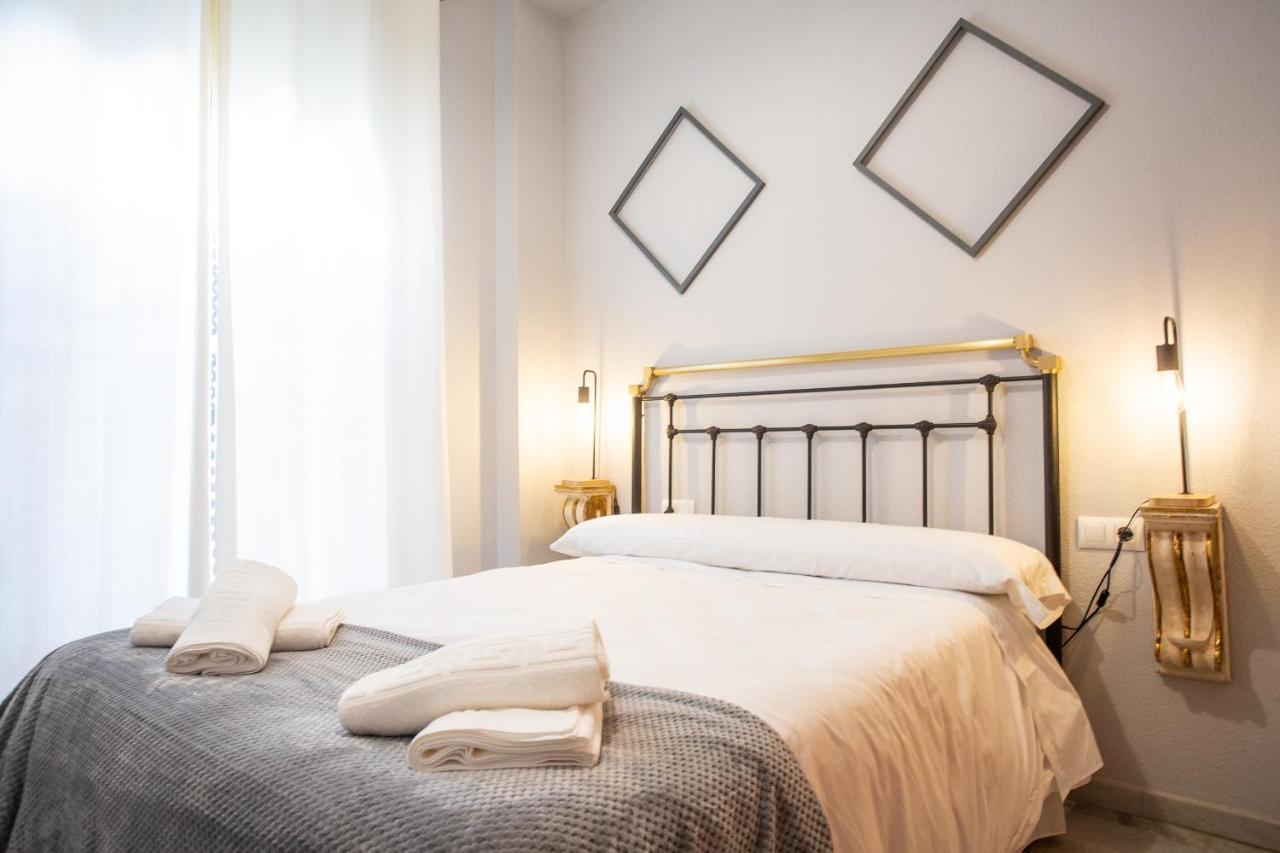 Wish Suite Torres De Sevilla Εξωτερικό φωτογραφία